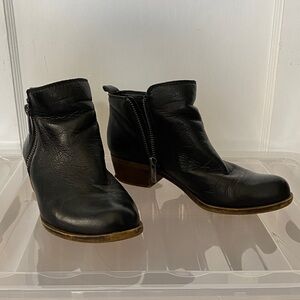 Lucky Brand Ankle Booties
